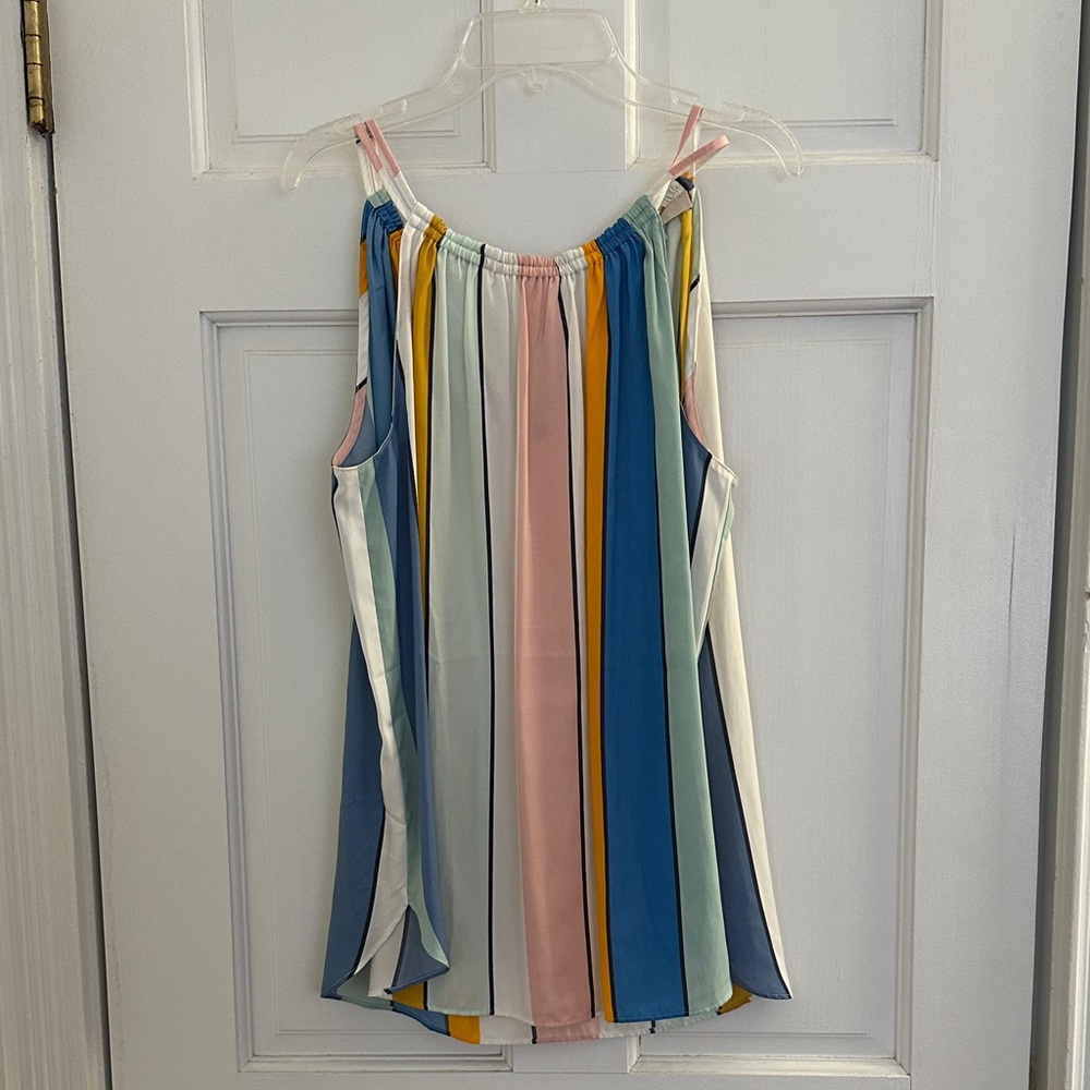 Halter Top - Picture 2 of 4